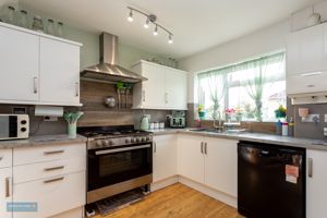 Kitchen/Diner- click for photo gallery